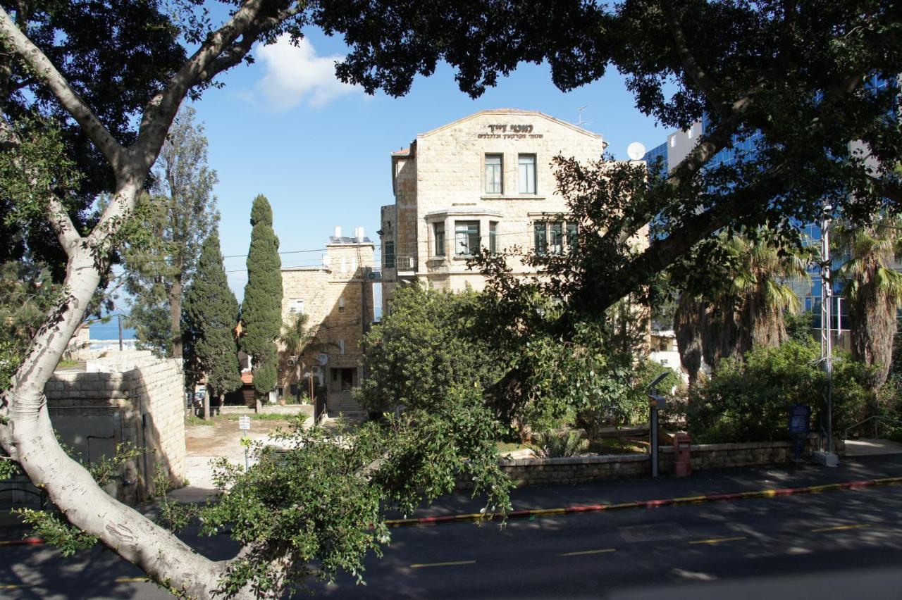 Huge Apartment Near To Bahai Garden Haifa Exterior photo